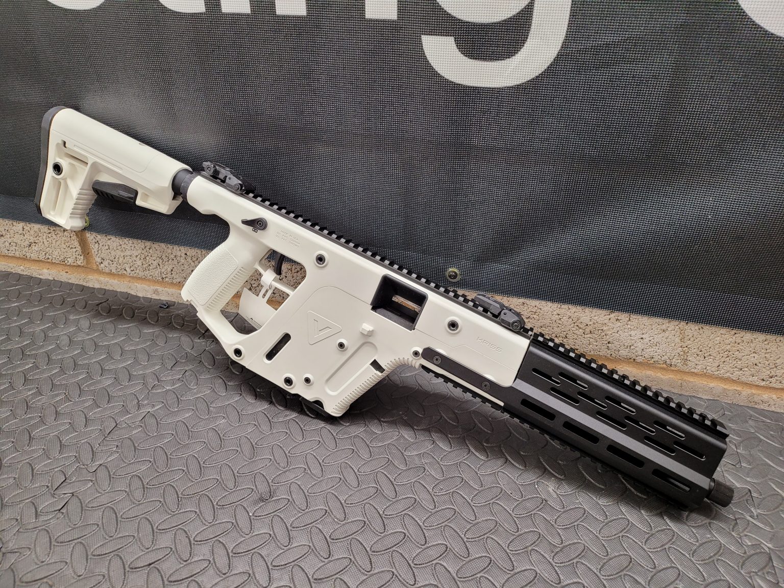 Kriss Vector .22 Alpine White - Silverstone Shooting Centre